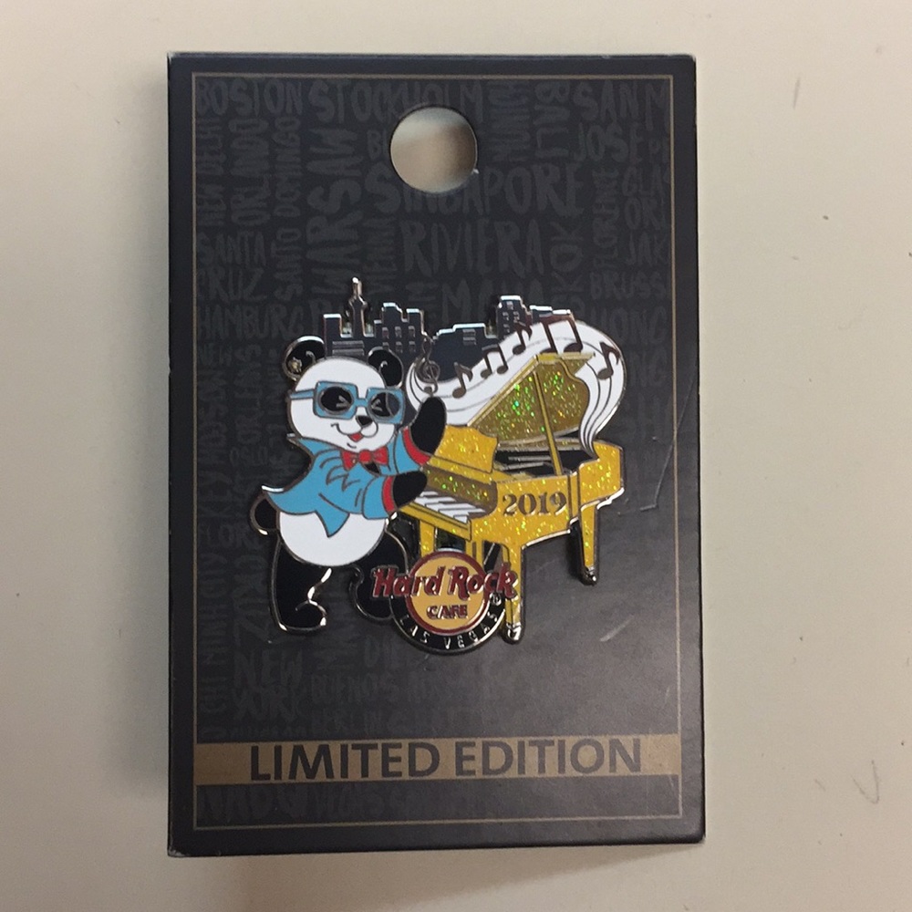 ❗️LIMITED EDITION❗️Piano Panda from Las Vegas